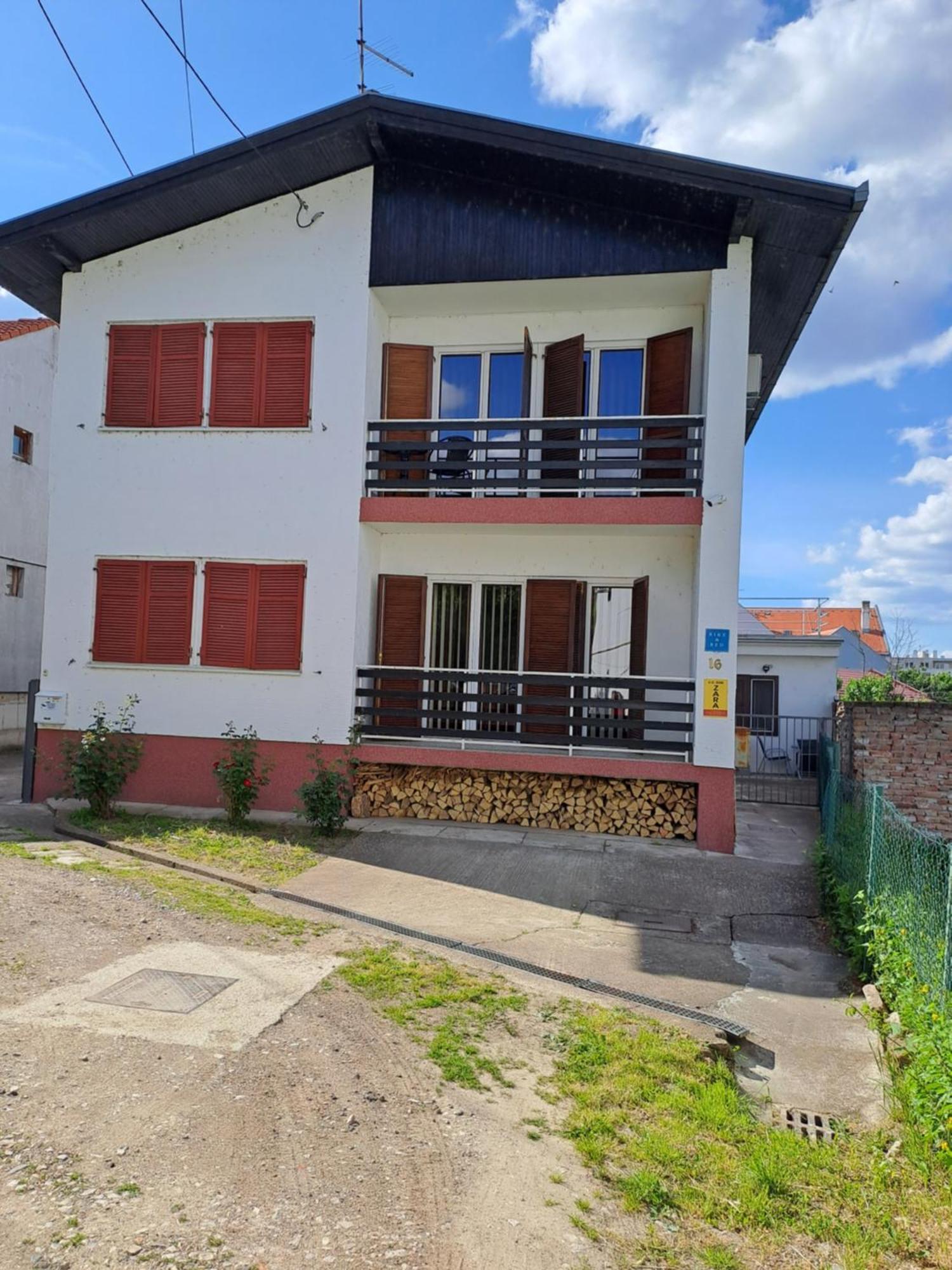 Accommodation Zara Vukovar Exterior foto
